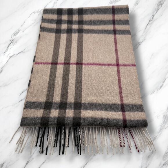 🔥 Flash Sale 🔥 Burberry Cashemer Scarf - Picture 7 of 11